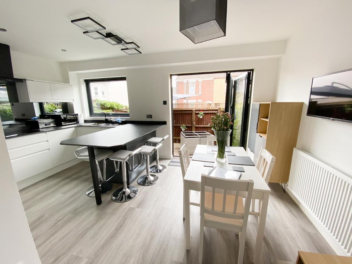 Harbourside House - Great Location - Parking - 2 En-Suites - Sleeps 5 Plus 1 Poole Dış mekan fotoğraf